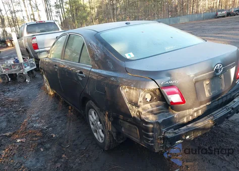 2011 Toyota Camry Le z USA, uszkodzony, nr VIN 4T1BF3EK4BU144242